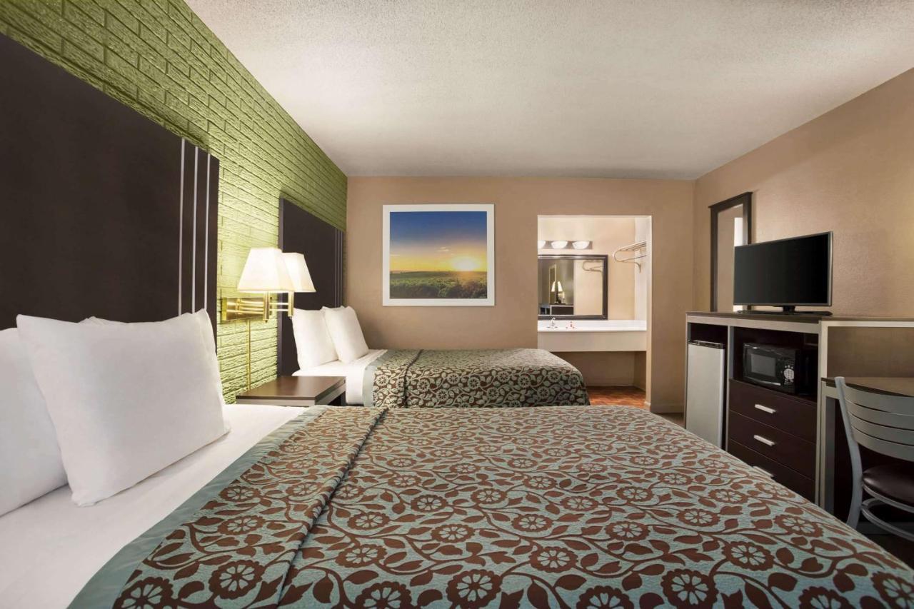 Days Inn By Wyndham Hardeeville/ I-95 State Line Exterior foto
